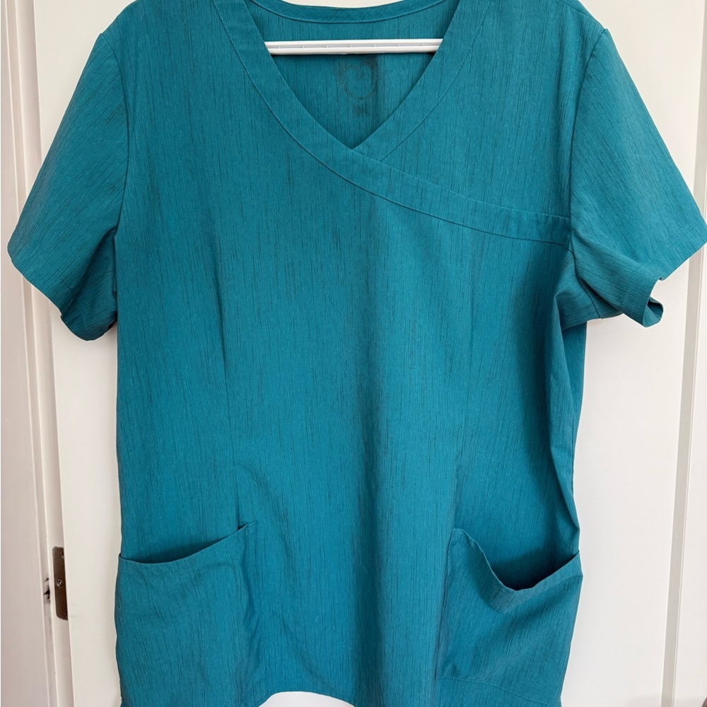 Health Pro Teal Blue Scrub Top Ladies Size XLarge Stretchy